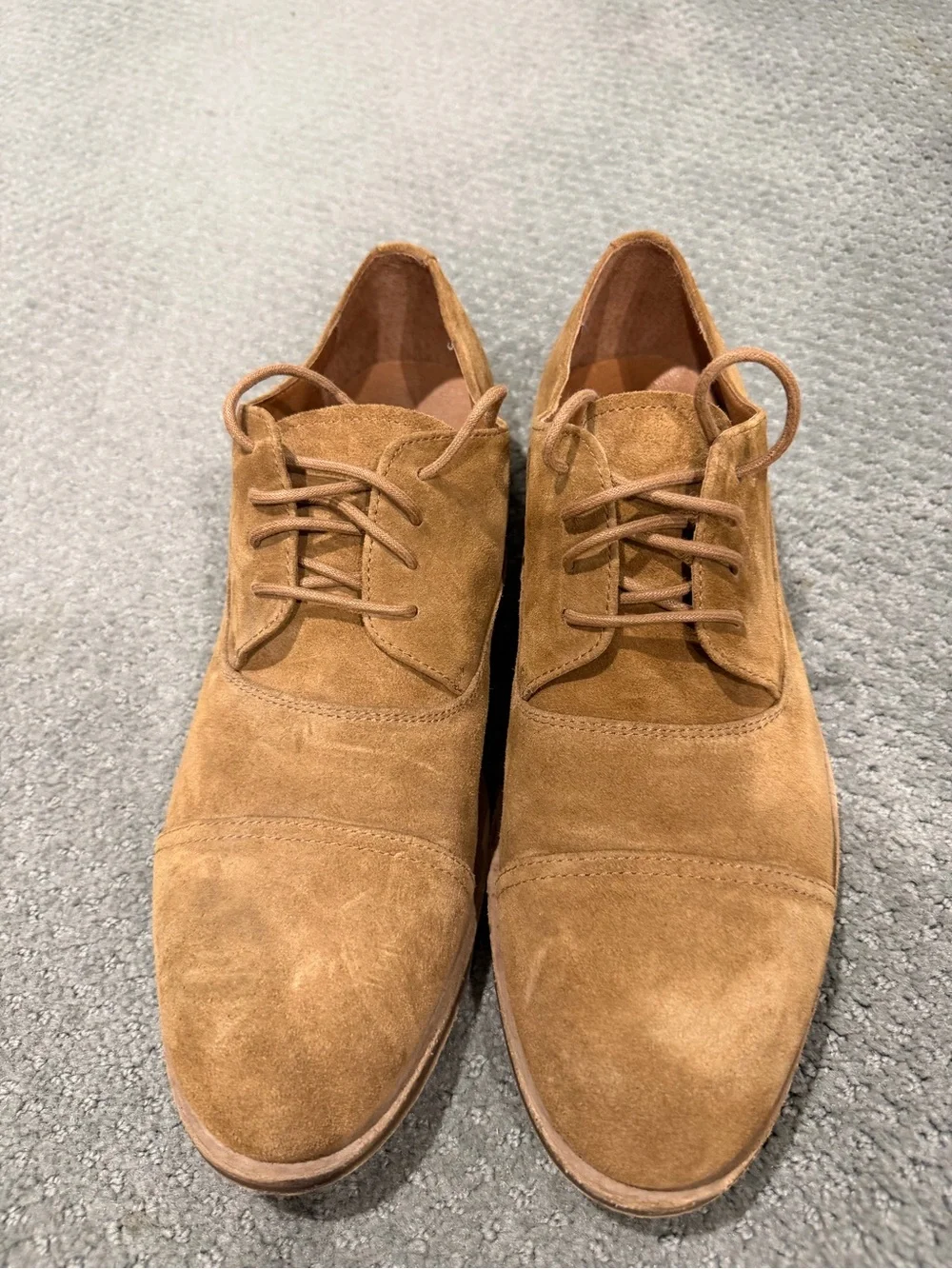 Frye Men’s Suede Cap-Toe Derby in Cognac